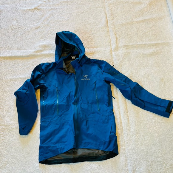 Arcteryx M Blue Gortex Jacket winter snow ski snowboard - Picture 1 of 4